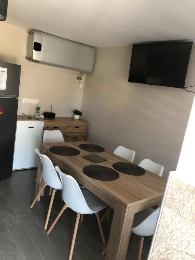Apartment Siraly 2 *